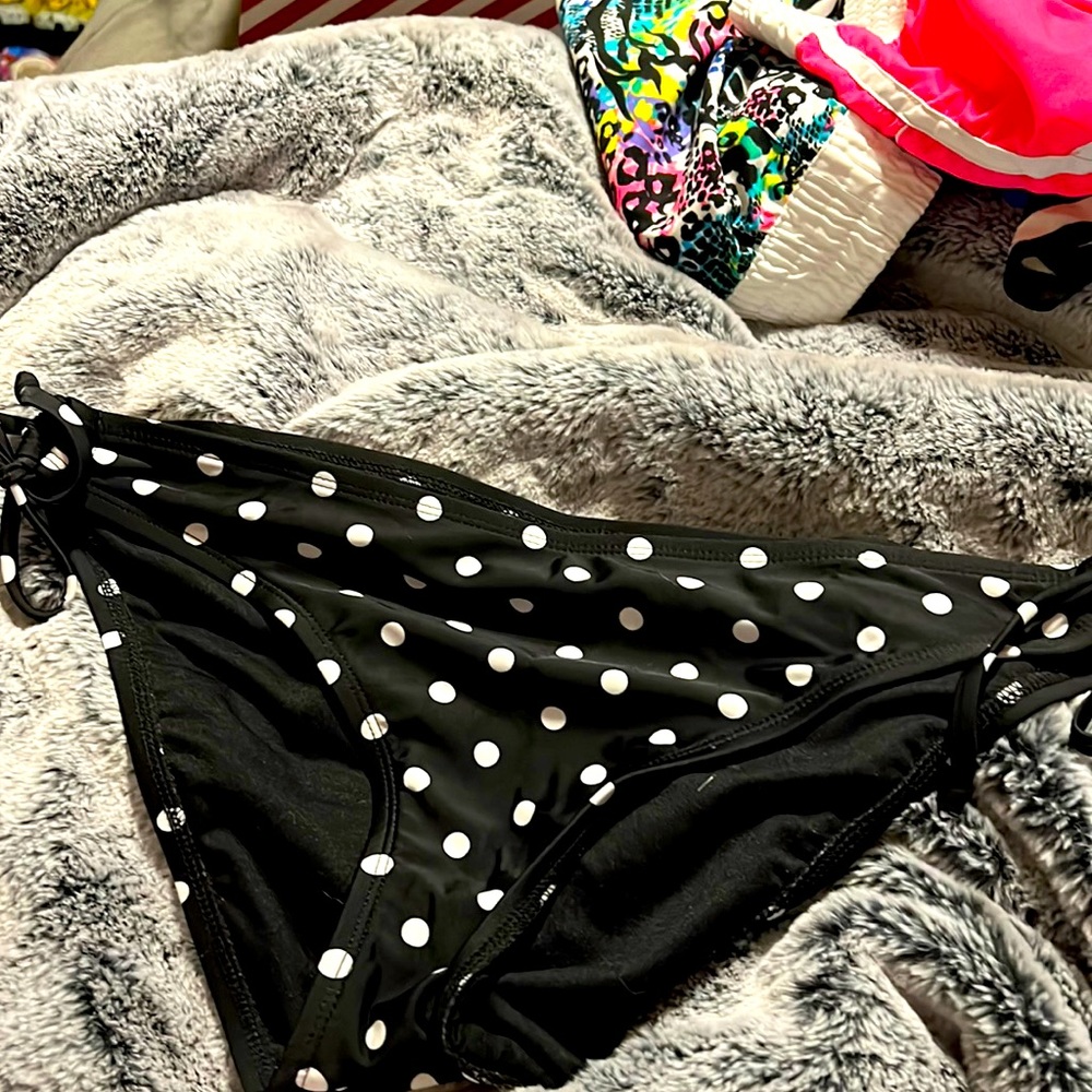 Bikini bottoms black with white polka dot